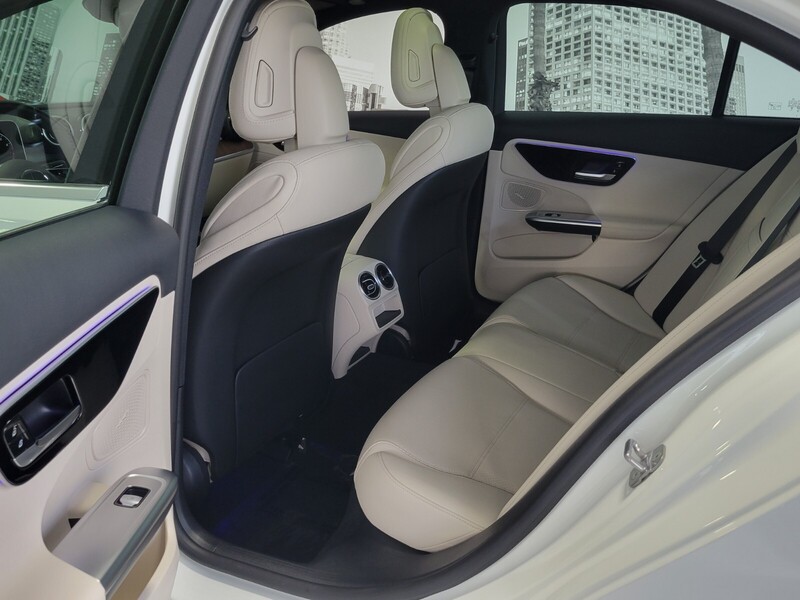 2024 Mercedes Benz C 300 4MATIC Sedan photo 10
