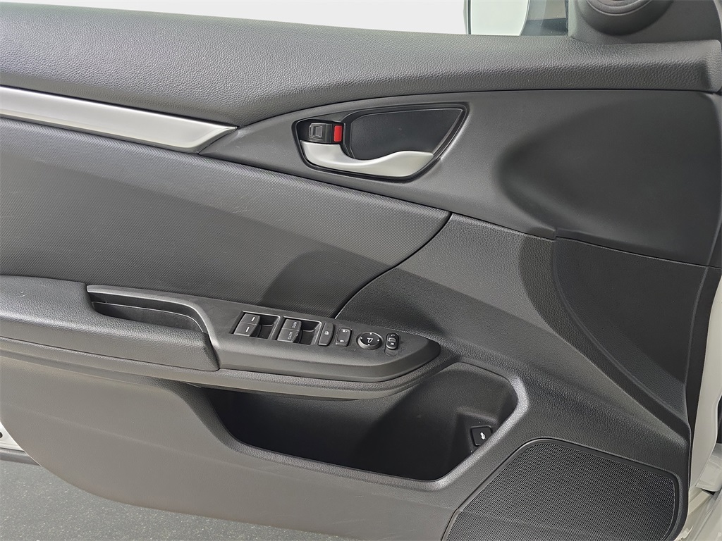 2020 Honda Civic Sport photo 23
