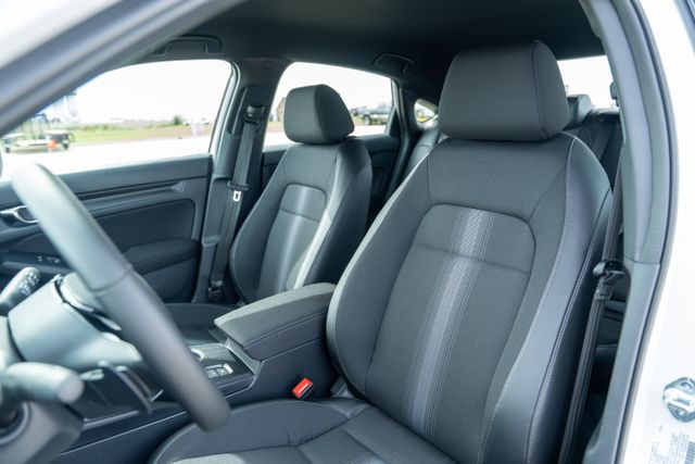 2026 Honda Civic Sport photo 13