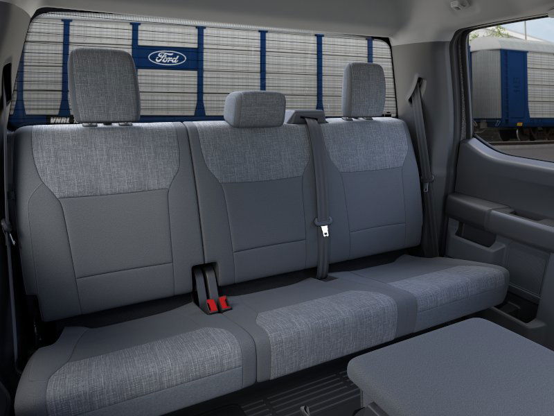2026 Ford F-250 XLT photo 9