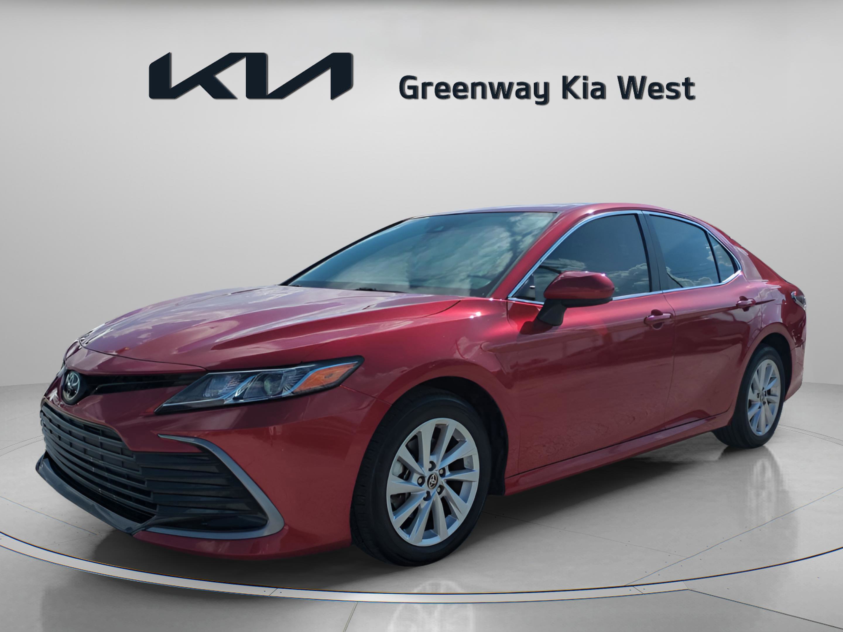 2024 Toyota Camry LE photo 3
