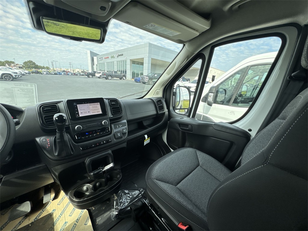 2025 Ram ProMaster 1500 photo 10