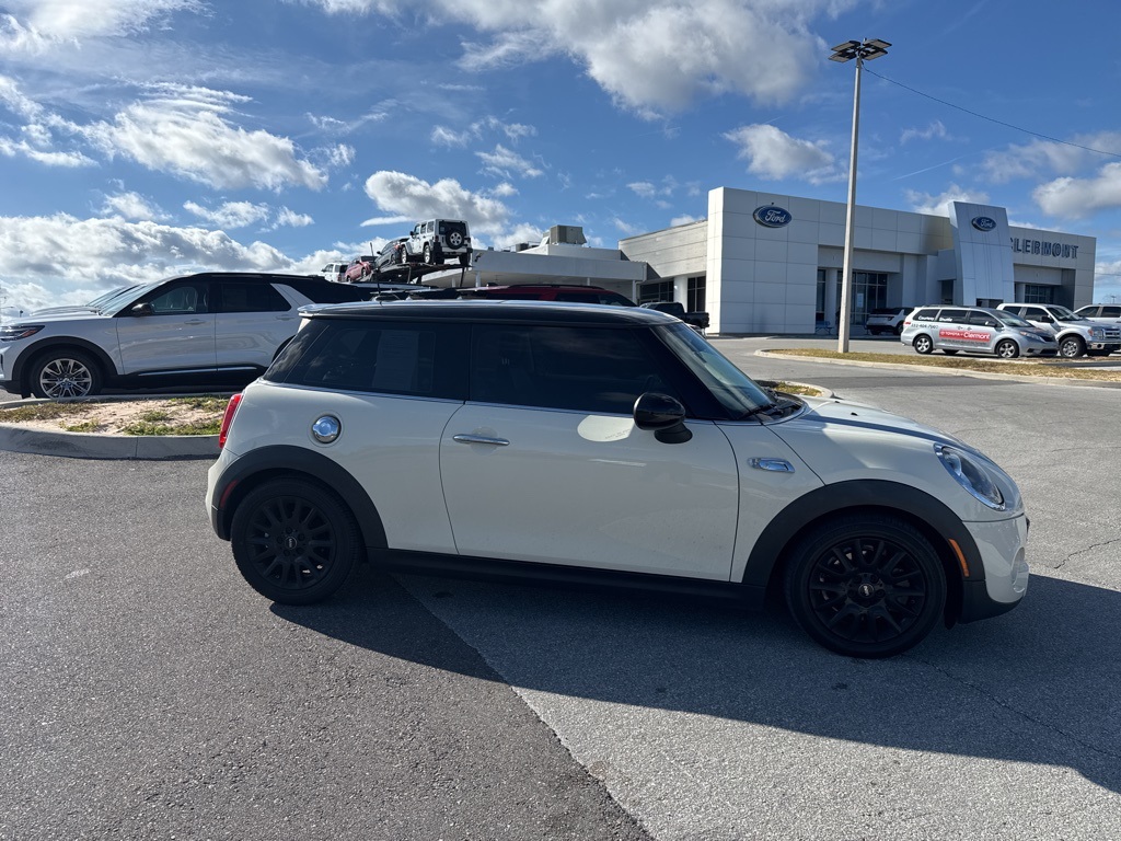 2015 MINI Cooper S's photo