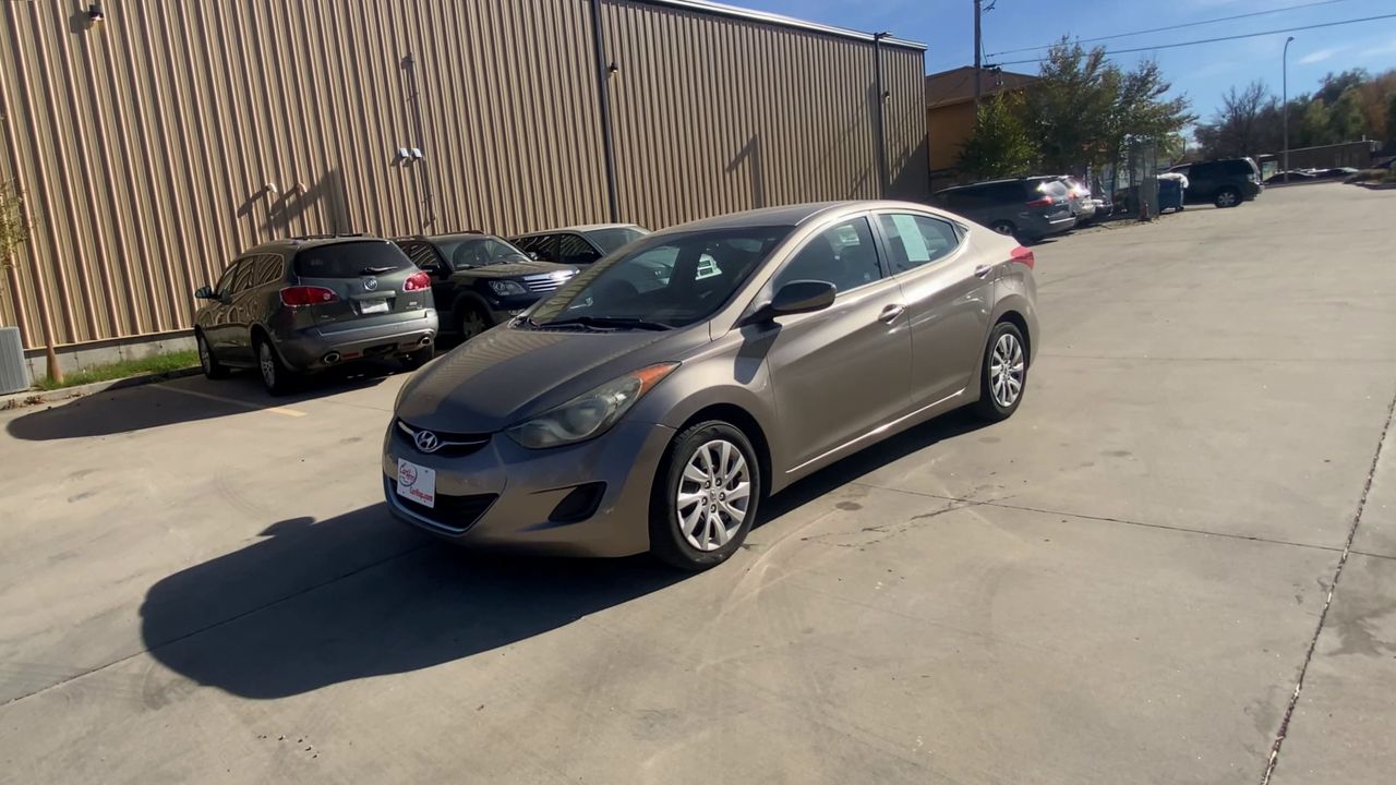 2011 Hyundai Elantra GLS photo 3