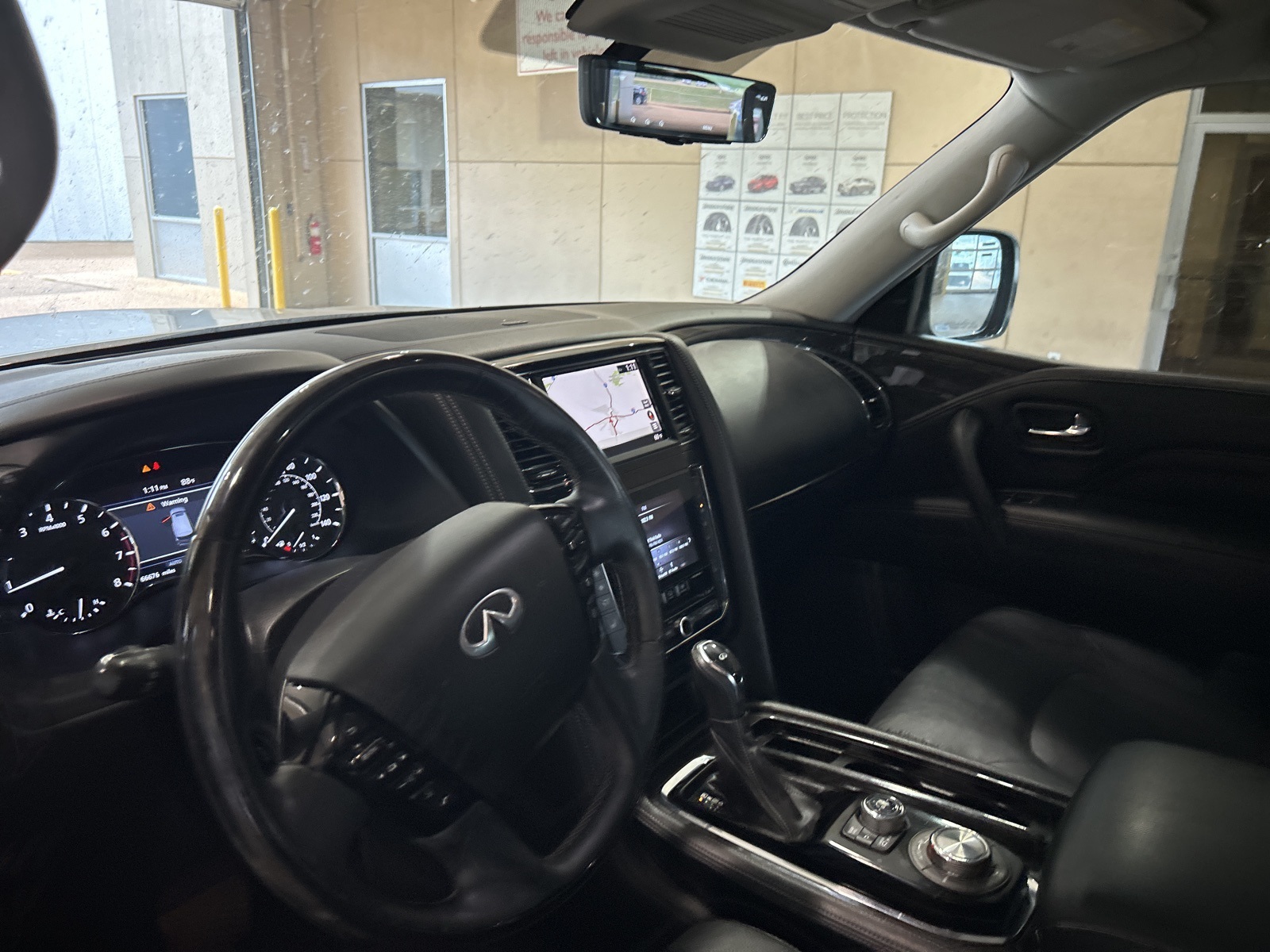 2021 Infiniti QX80 Luxe photo 17