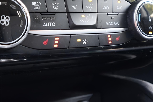 2022 Ford Escape SE photo 15