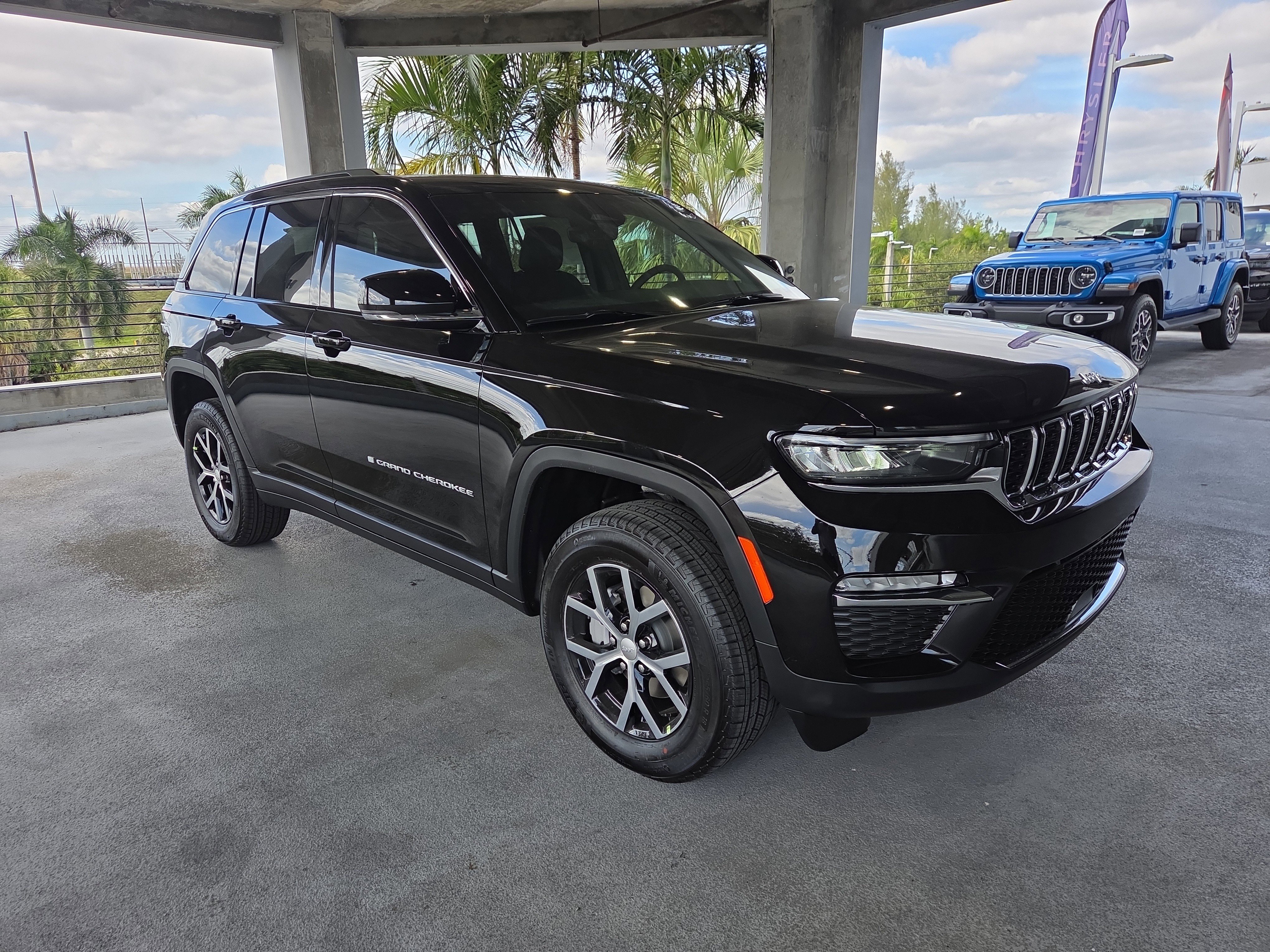 2025 Jeep Grand Cherokee Limited's photo