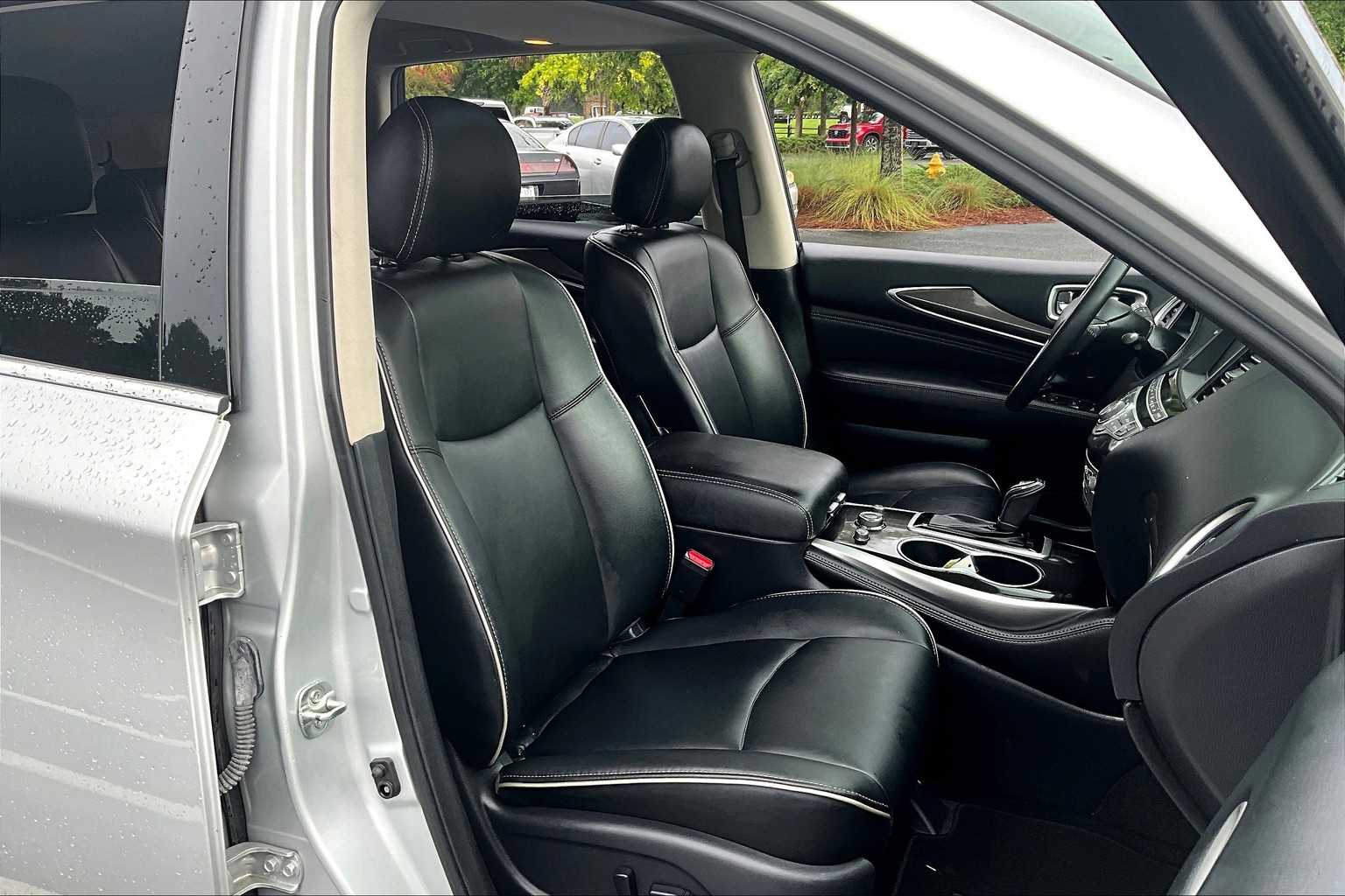 2020 Infiniti QX60 Pure photo 8
