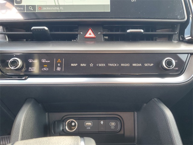 2025 Kia Sportage EX photo 19