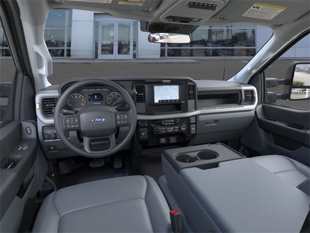 2026 Ford F-550 XL photo 9