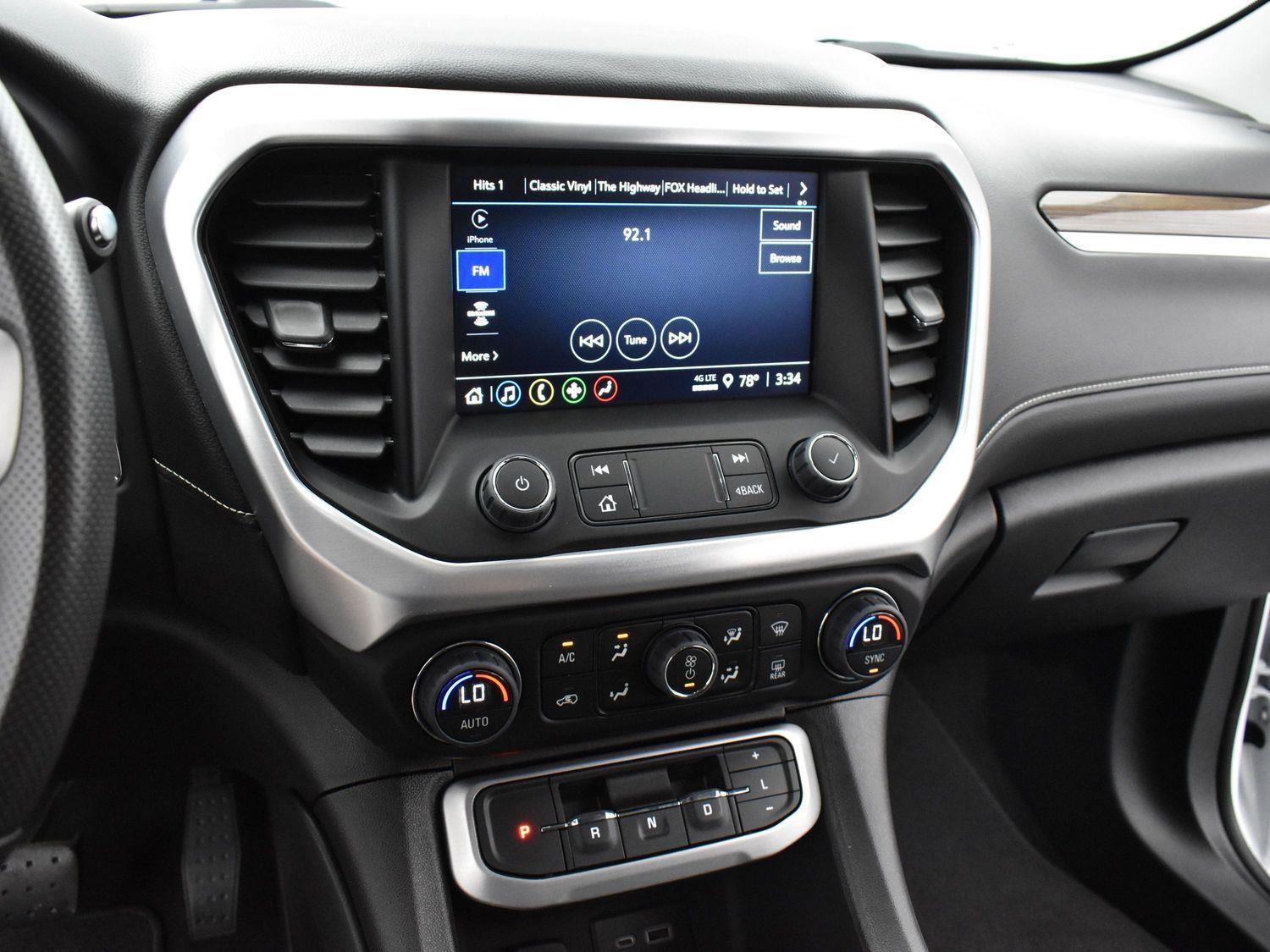 2023 Gmc Acadia SLE photo 17