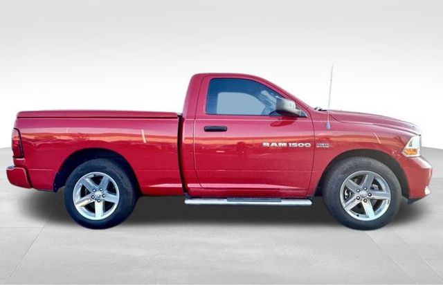 2012 Dodge Ram ST photo 2