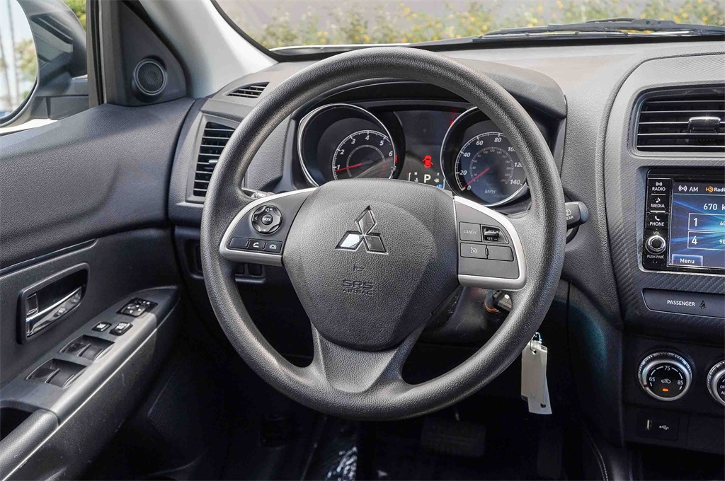 2024 Mitsubishi Outlander Sport ES photo 14