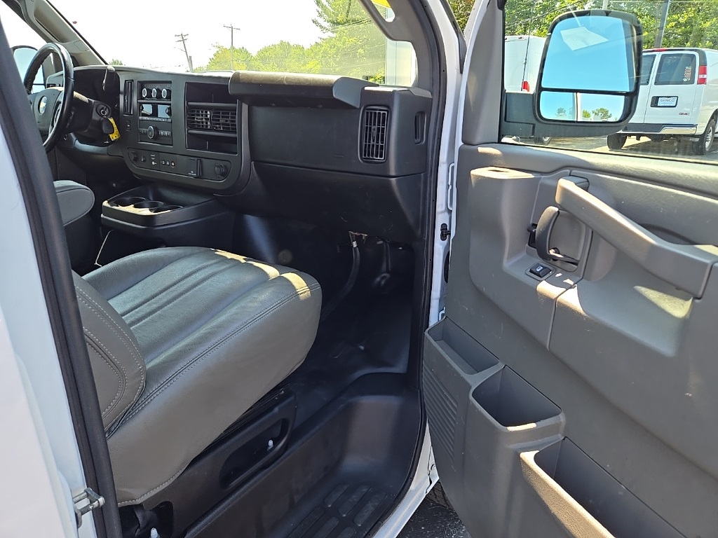2023 Chevrolet Express 2500 Work Van photo 8