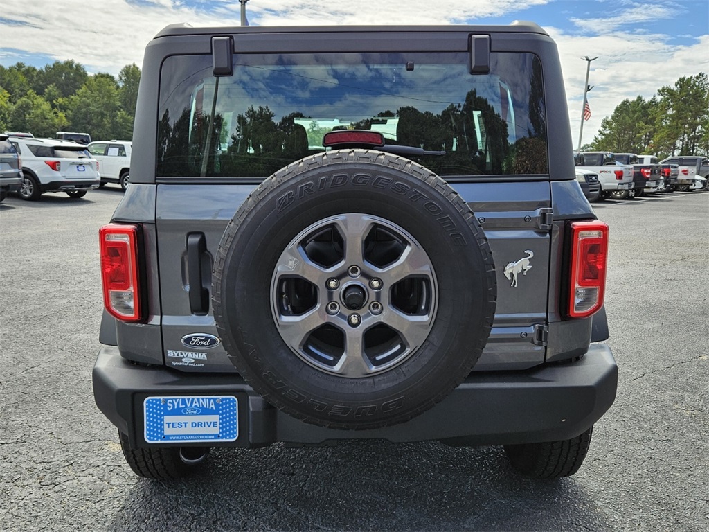 2025 Ford Bronco Base photo 10