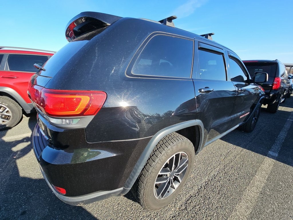2021 Jeep Grand Cherokee Trailhawk photo 3