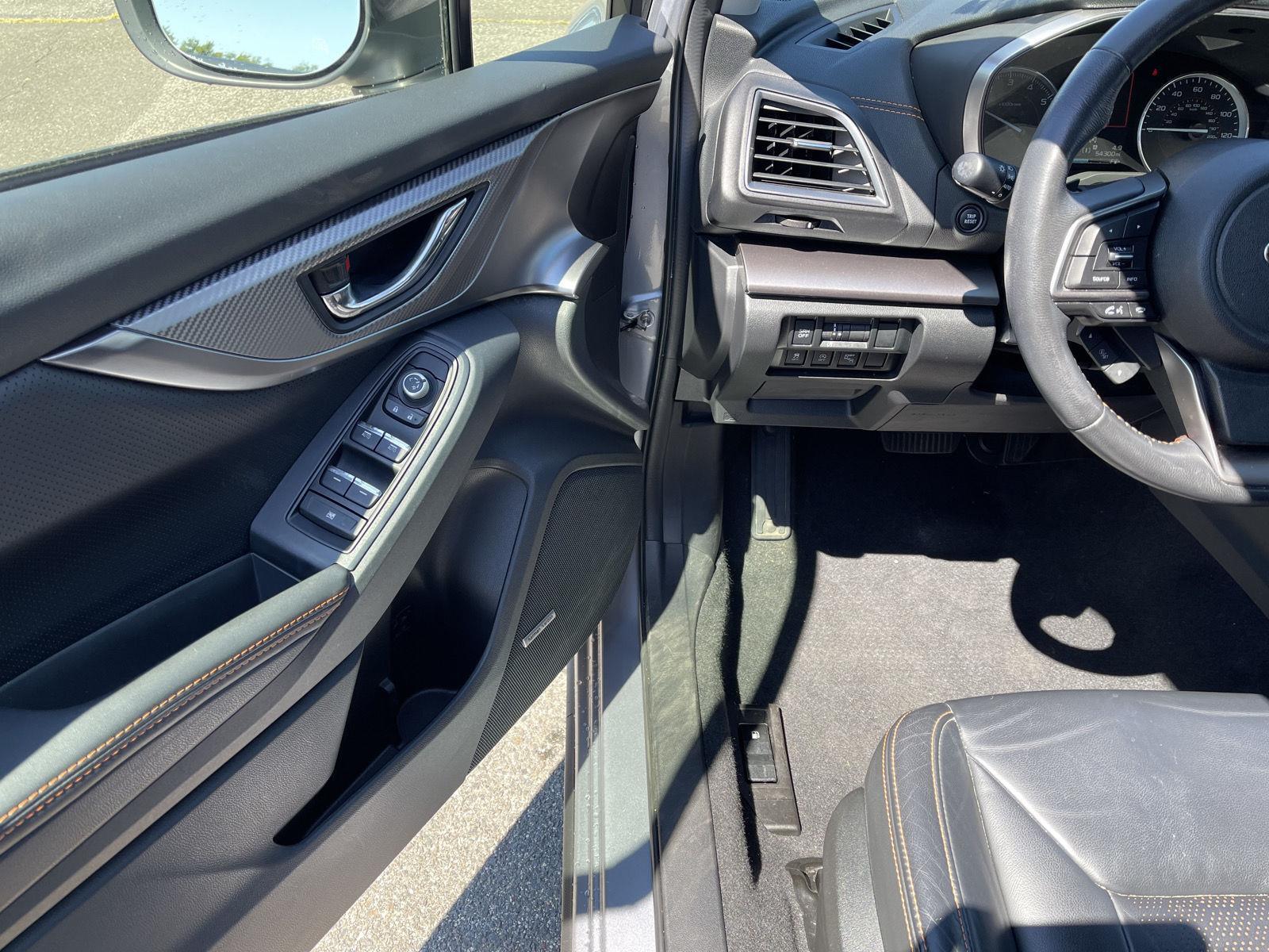 2021 Subaru Crosstrek Limited photo 2