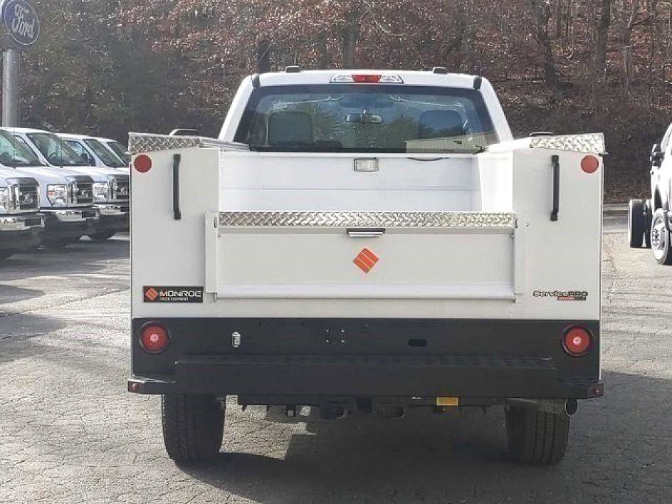 2023 Ford F-250 XL photo 4