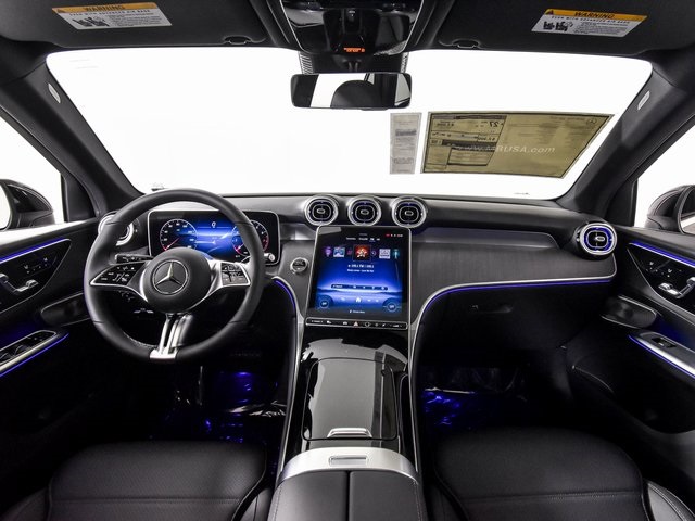 2026 Mercedes Benz GLC 300 photo 18