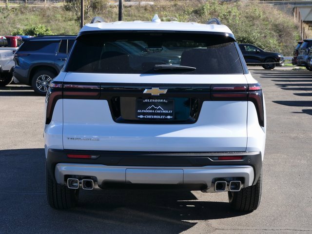 2026 Chevrolet Traverse photo 4