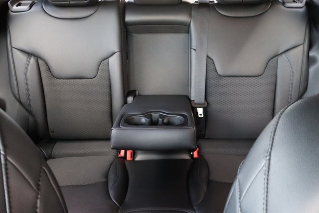 2025 Jeep Compass Altitude photo 35