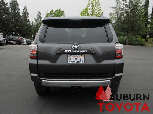 2023 Toyota 4Runner TRD Off-Road Premium photo 4