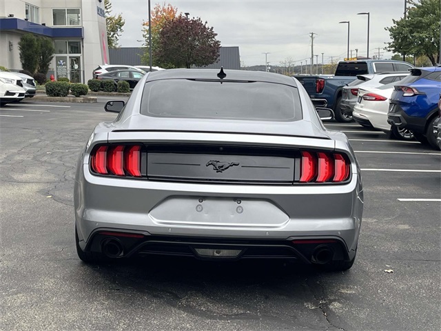 2020 Ford Mustang EcoBoost Premium photo 4