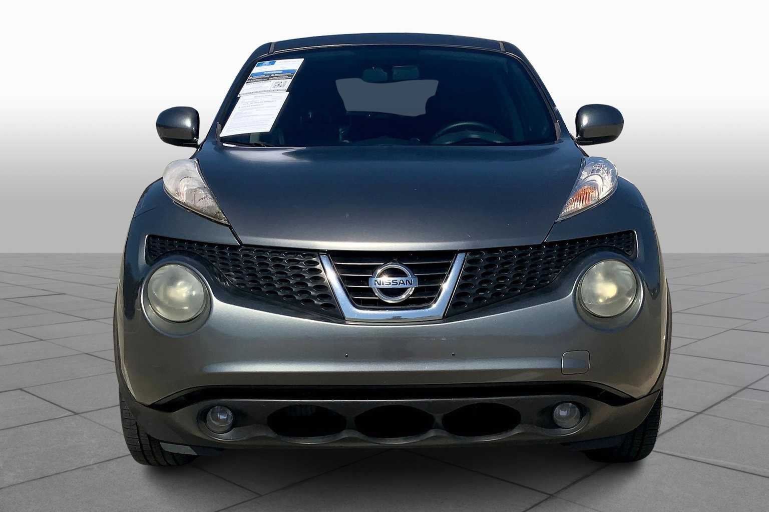 2014 Nissan Juke SL photo 3