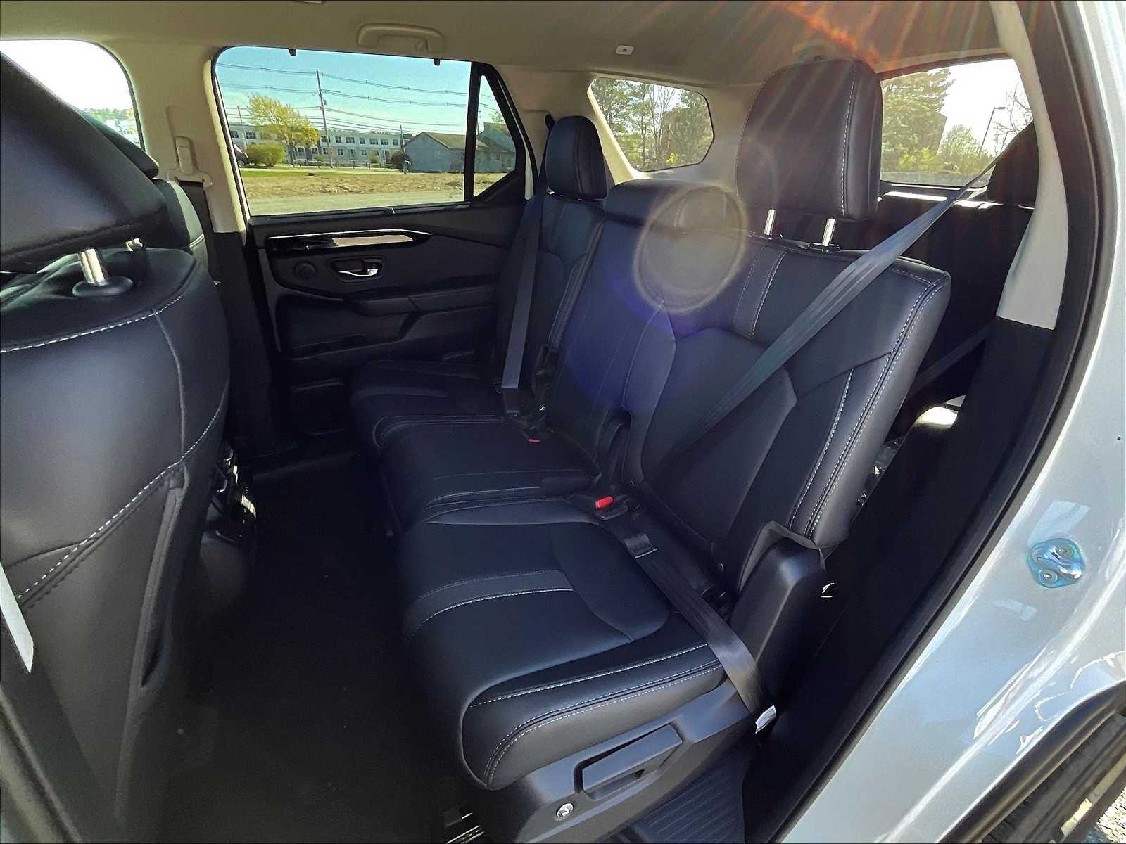 2025 Honda Pilot EX-L photo 14