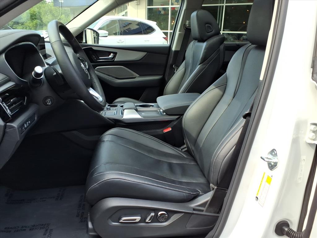 2023 Acura MDX SH-AWD Technology photo 12