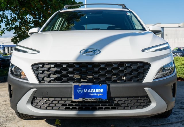 2023 Hyundai Kona SEL photo 3