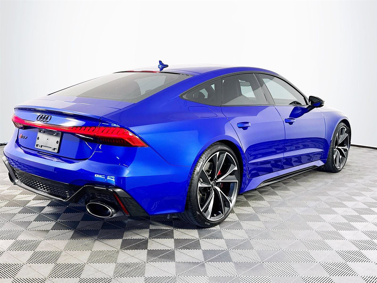 2023 Audi RS 7 EX photo 5