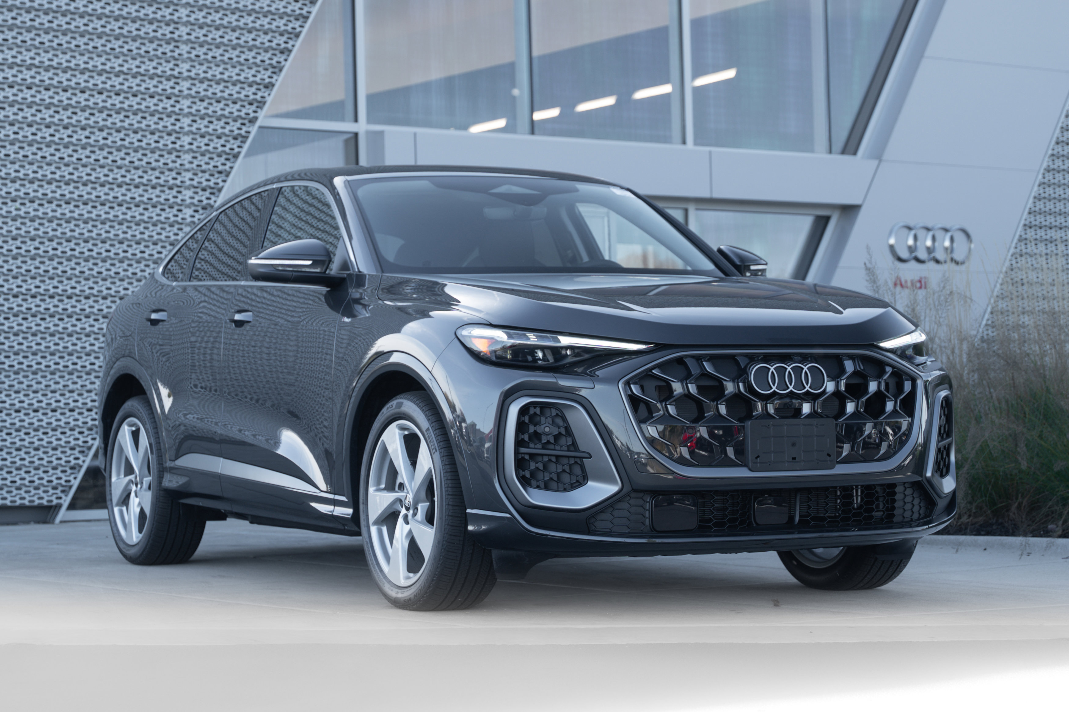 2025 Audi New Q5 Sportback Prestige