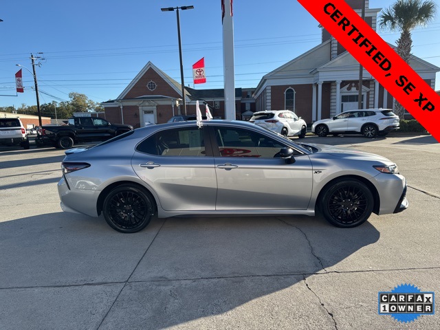 2024 Toyota Camry SE photo 4