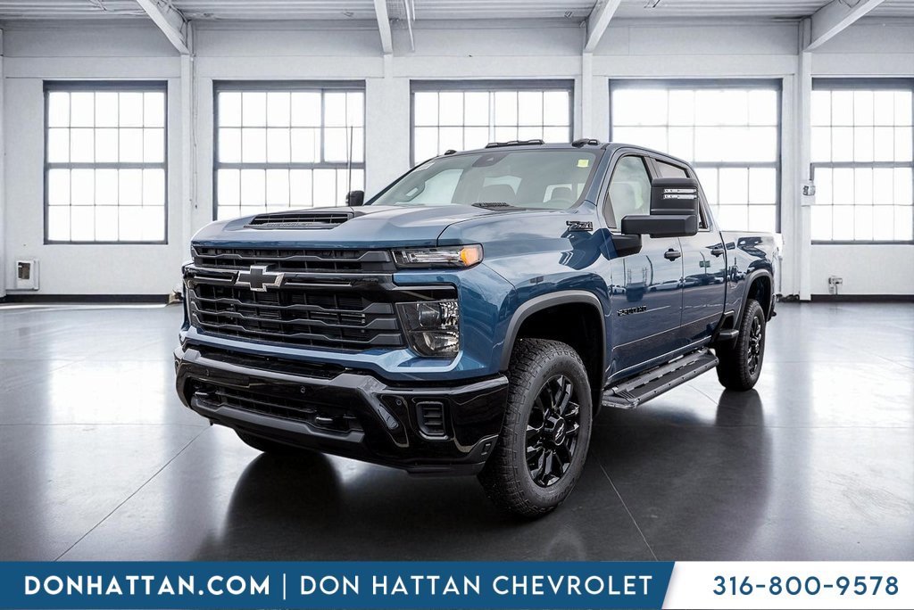 2025 Chevrolet Silverado 2500HD Custom photo 26