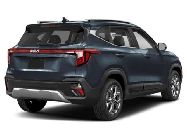 2025 Kia Seltos S photo 3