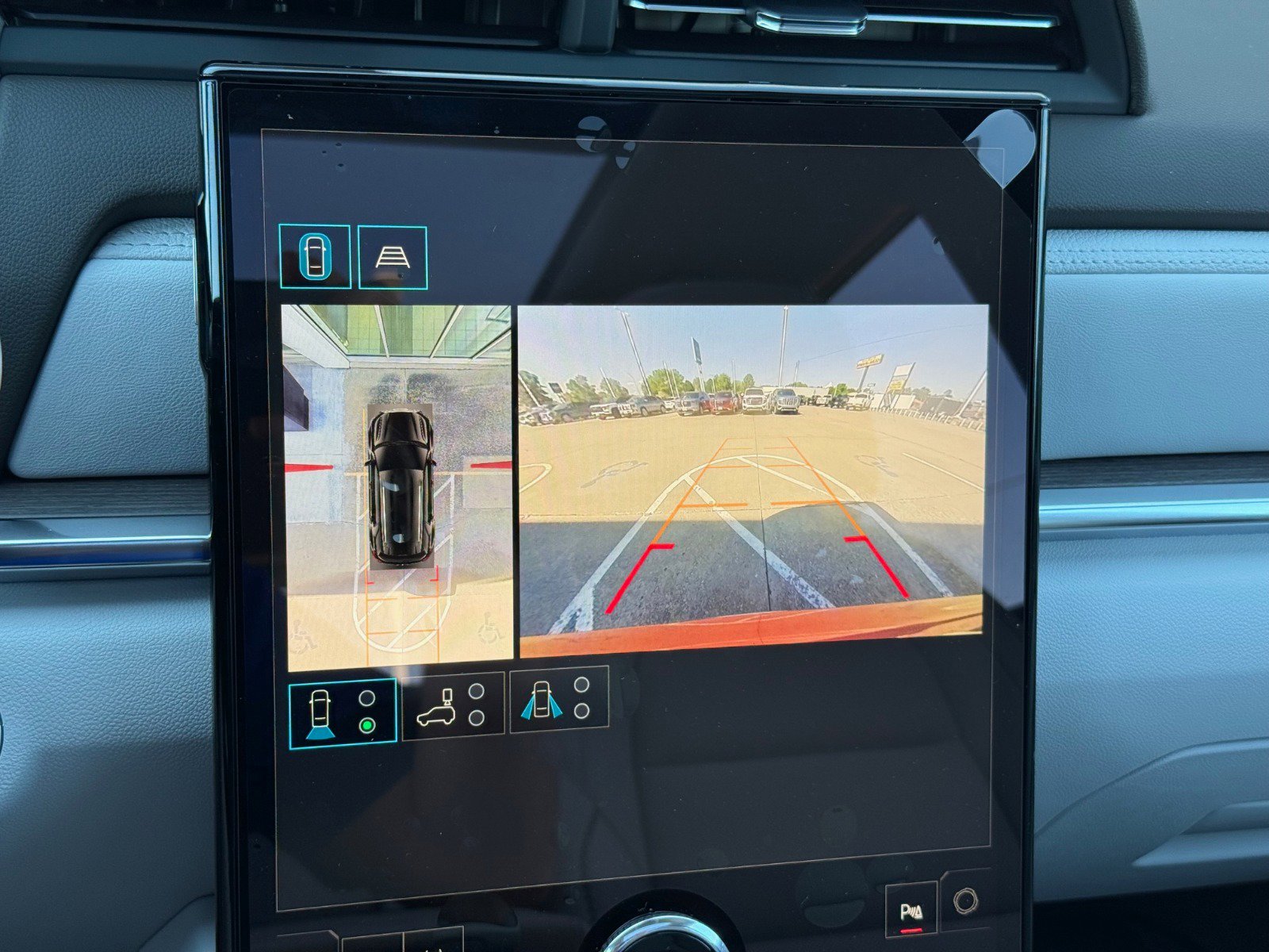 2026 Gmc Terrain Denali photo 23