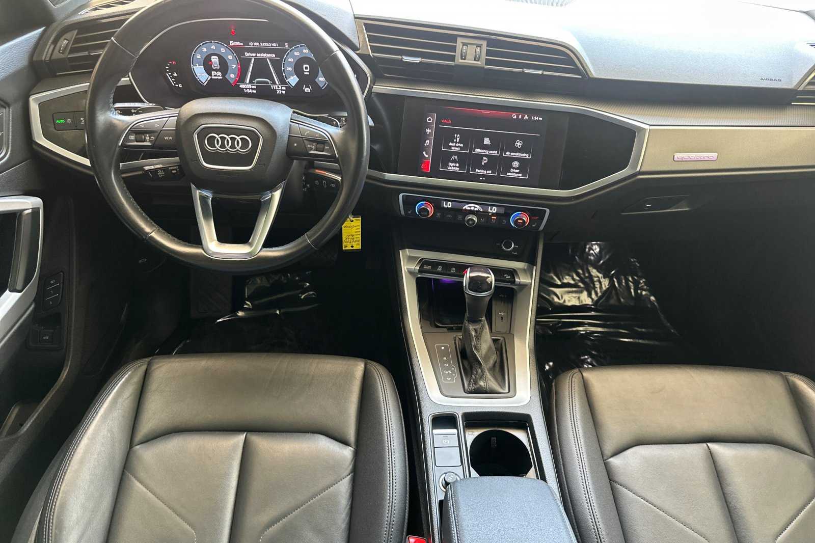 2022 Audi Q3 S line Premium Plus photo 13