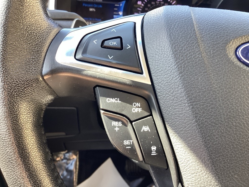 2019 Ford Edge Titanium photo 32