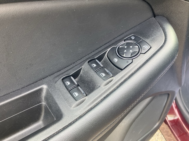 2024 Ford Edge SEL photo 17