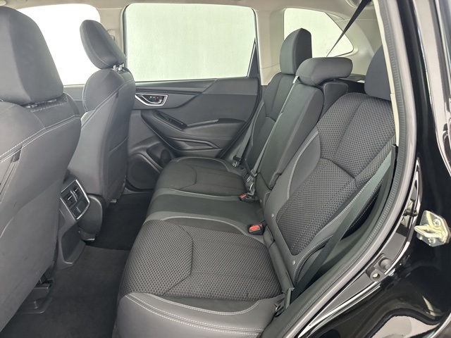 2022 Subaru Forester Premium photo 25