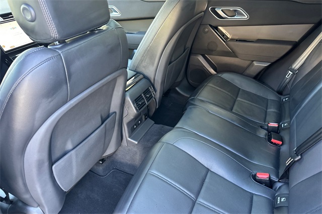 2025 Land Rover Range Rover Velar SE photo 10