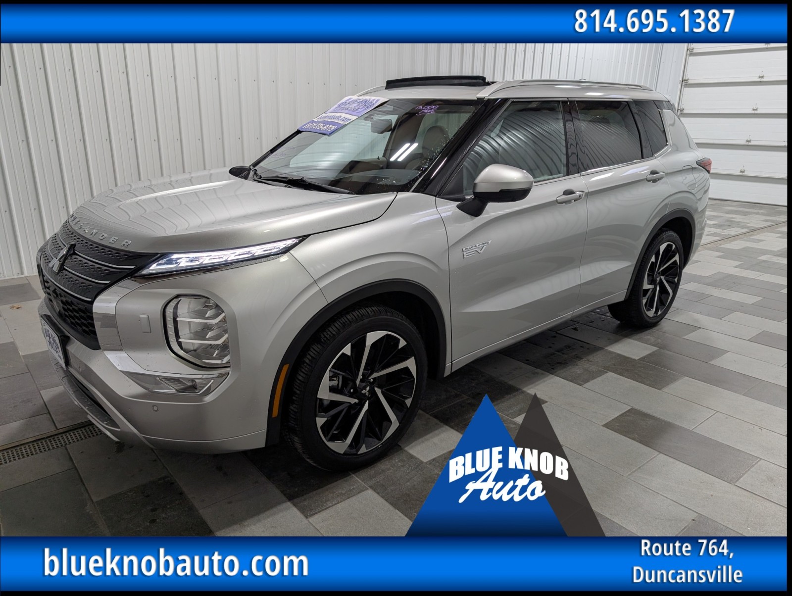 2024 Mitsubishi Outlander Plug-in Hybrid SEL's photo