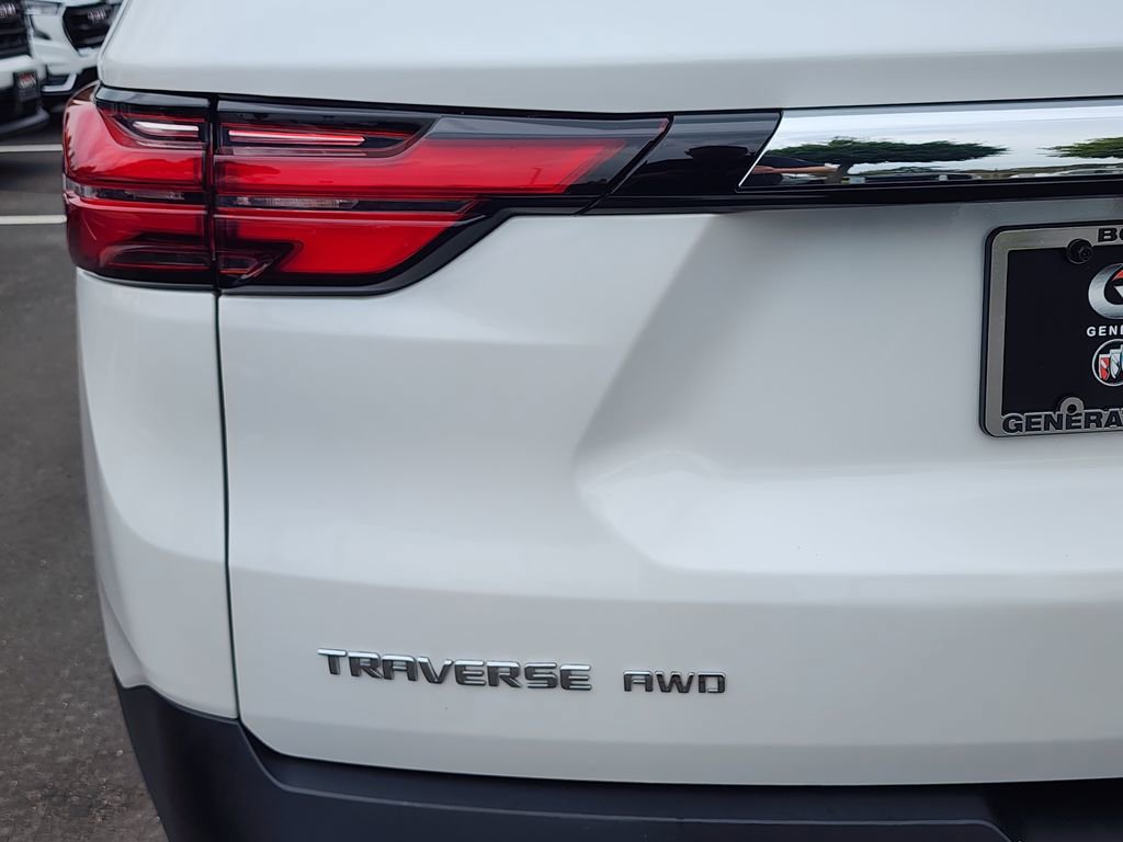 2022 Chevrolet Traverse Leather photo 32