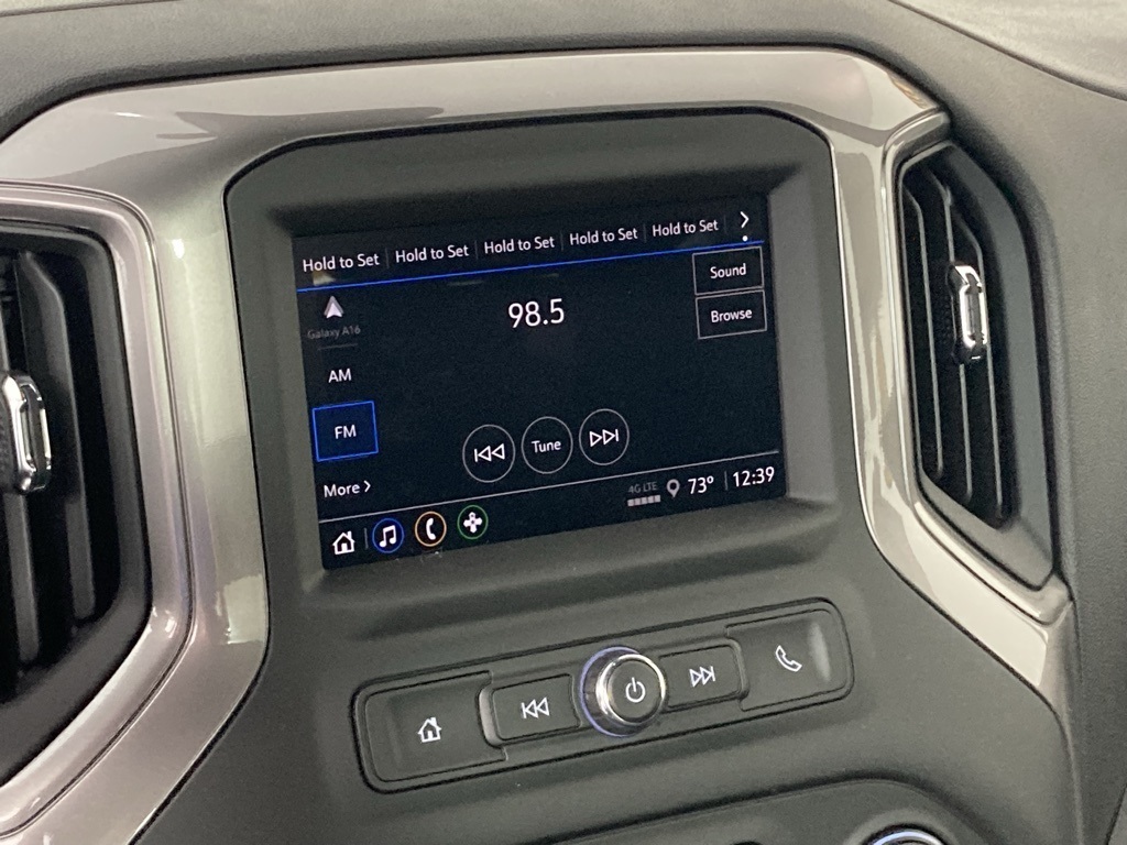 2025 Chevrolet Silverado 3500HD photo 3