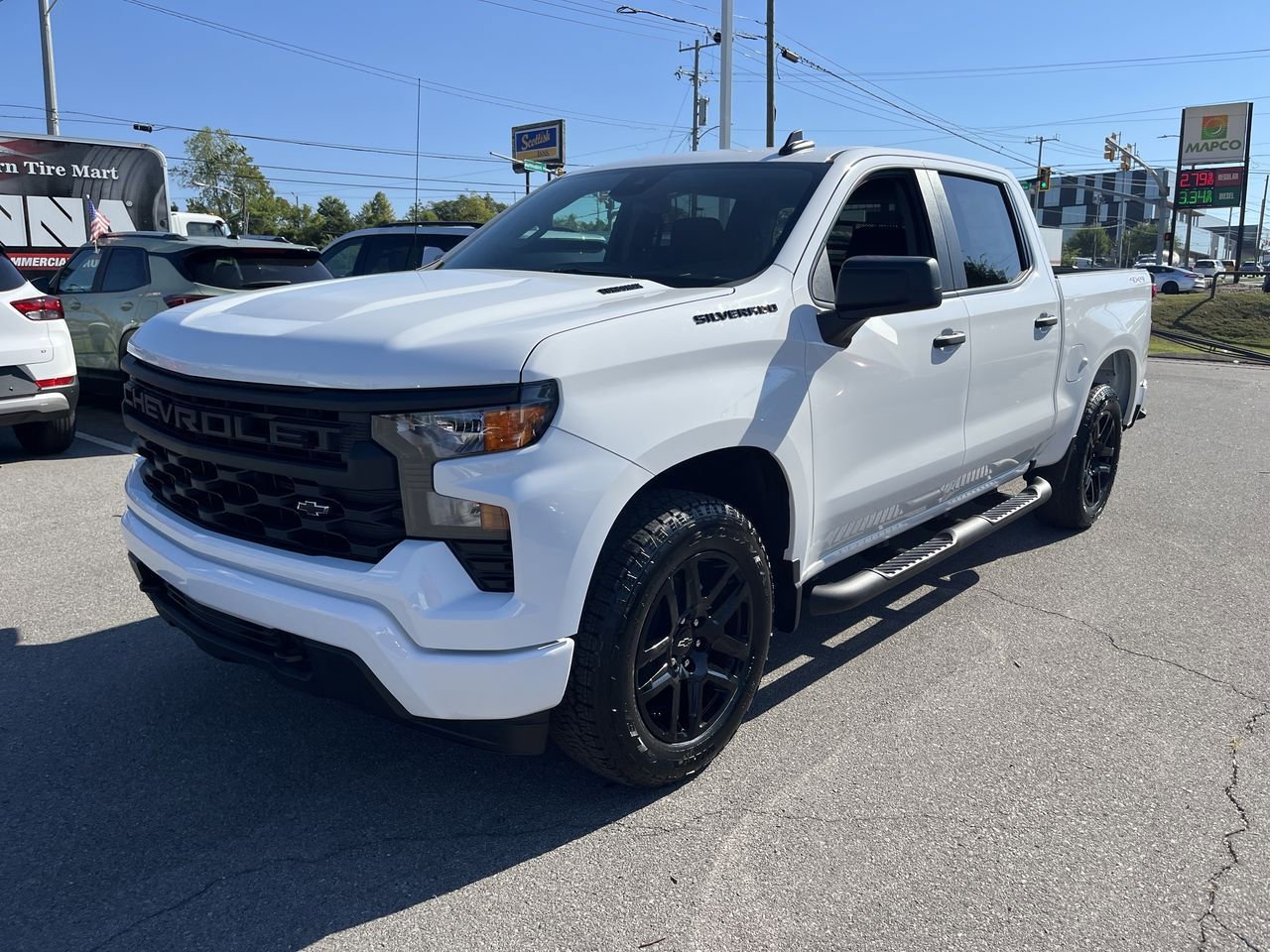 2026 Chevrolet Silverado 1500 Custom photo 4