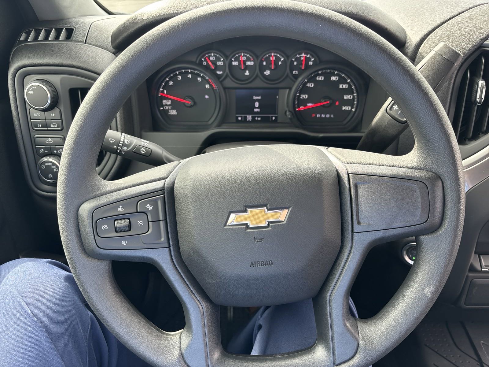 2025 Chevrolet Silverado 1500 Custom photo 16
