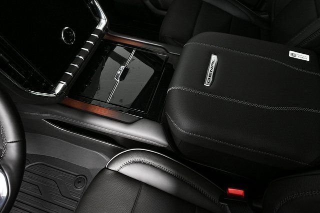 2026 Gmc Yukon XL Denali photo 17