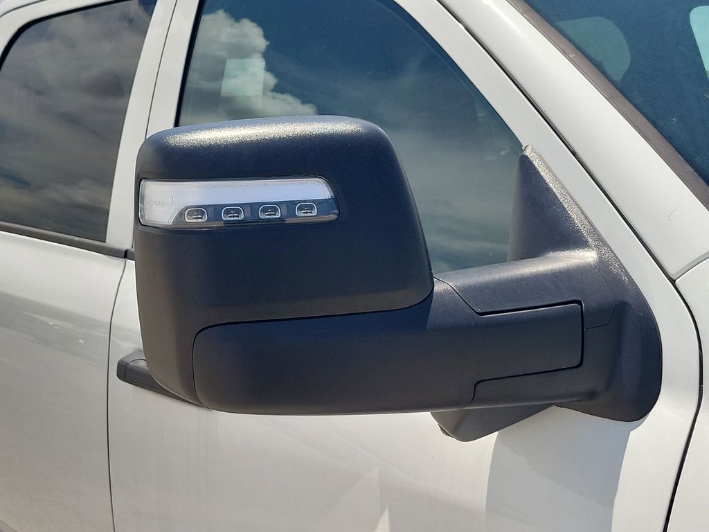 2025 Ram 3500 Tradesman photo 19