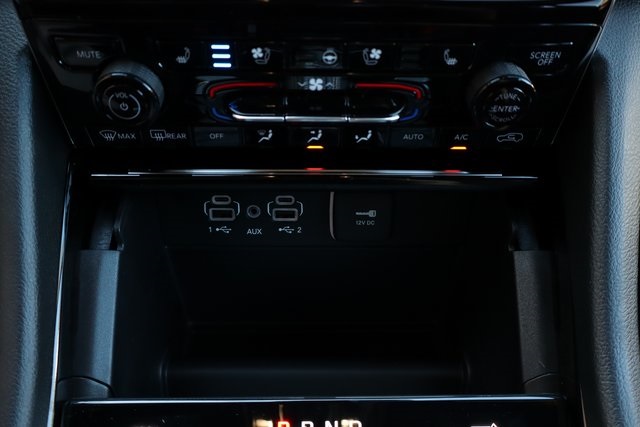 2025 Jeep Grand Cherokee Summit photo 20